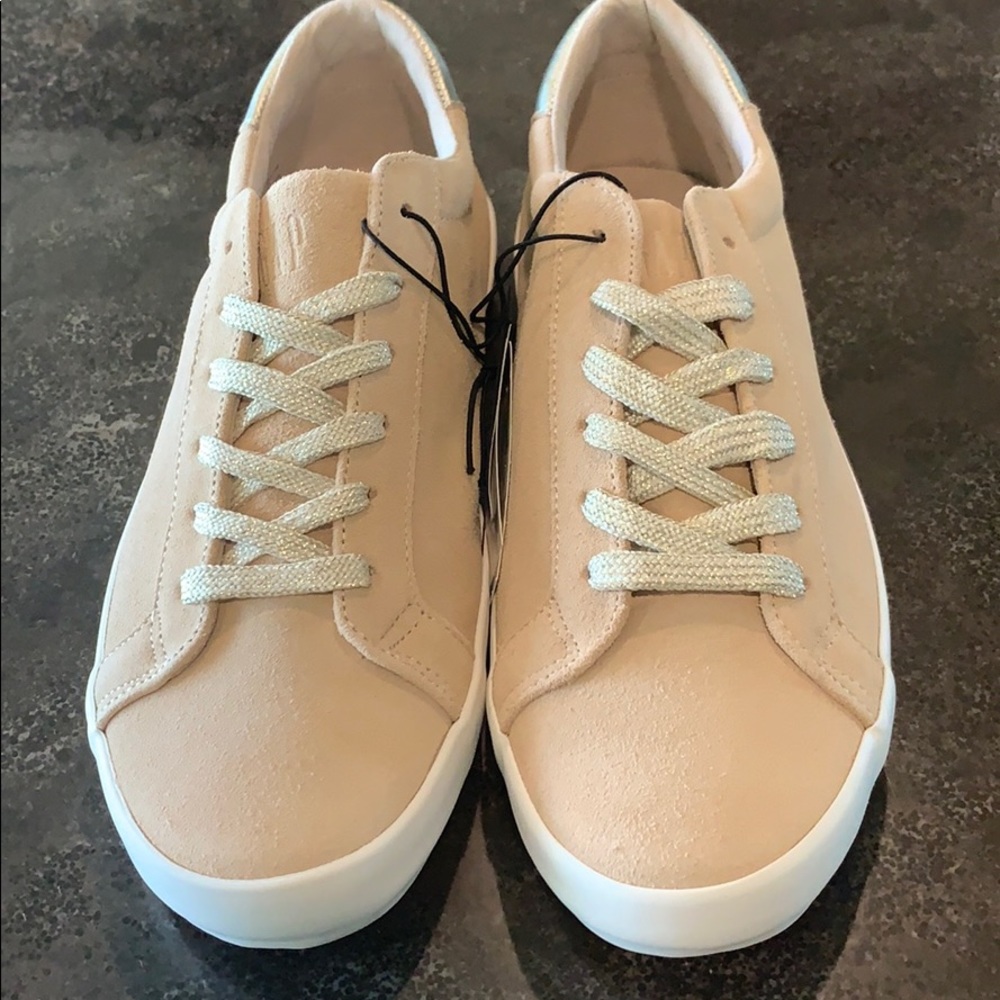NWT Gap Sand Leather (Suede) Lace-Up Sneakers, 8